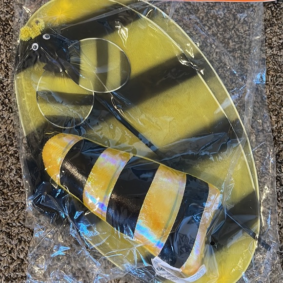 Claire’s Child Bumble Bee Costume OSFM NEW - Picture 2 of 3